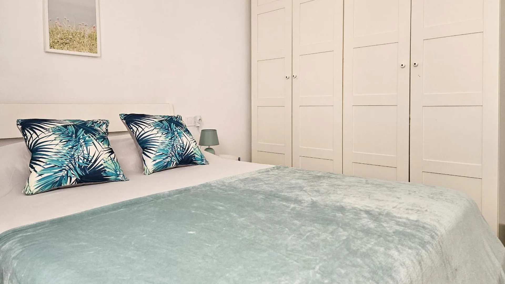 Two Bed Apartment In Malaga City Centre
