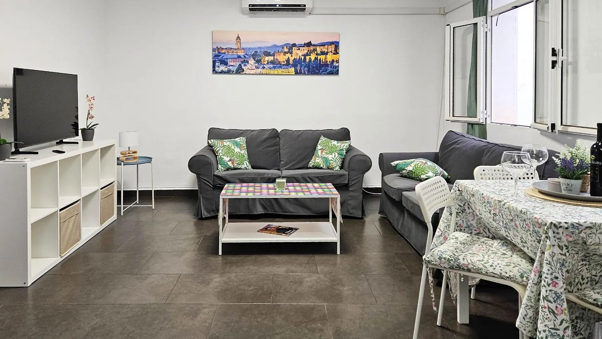 Two Bed Apartment In Malaga City Centre