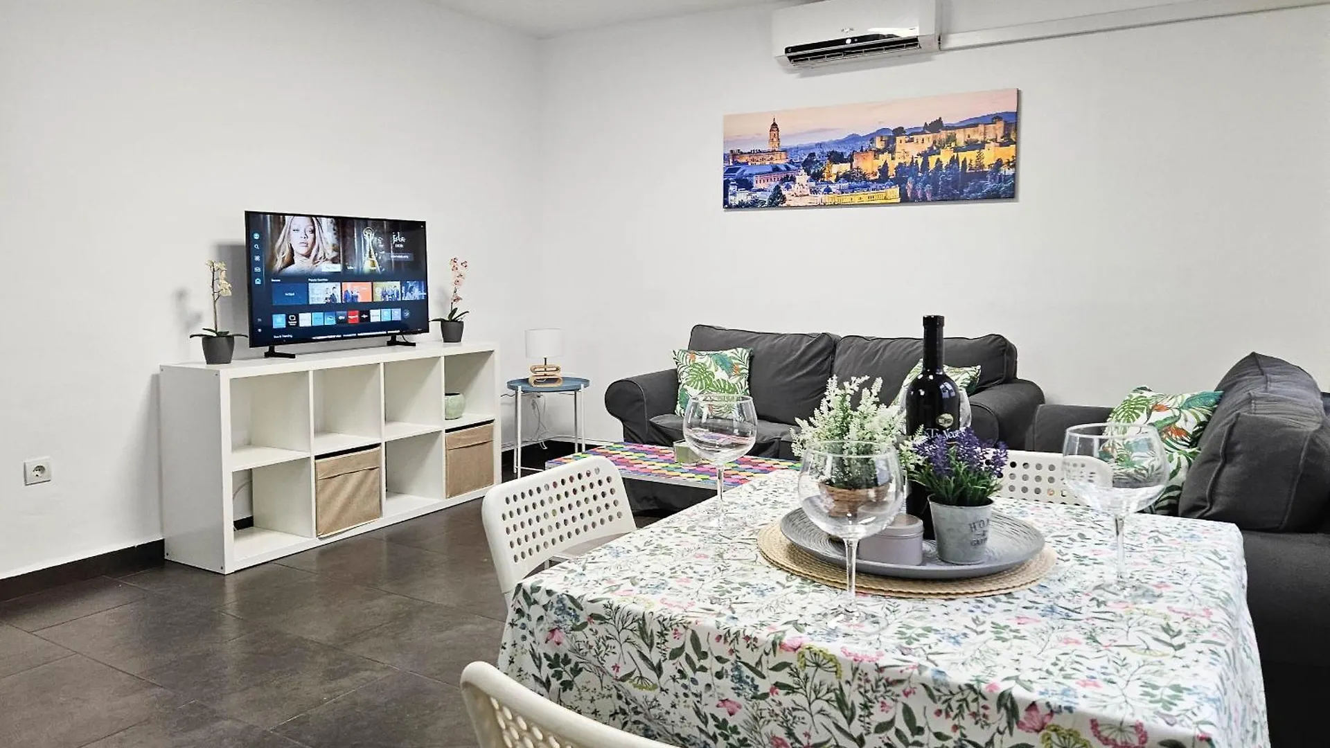 Two Bed Apartment In Malaga City Centre